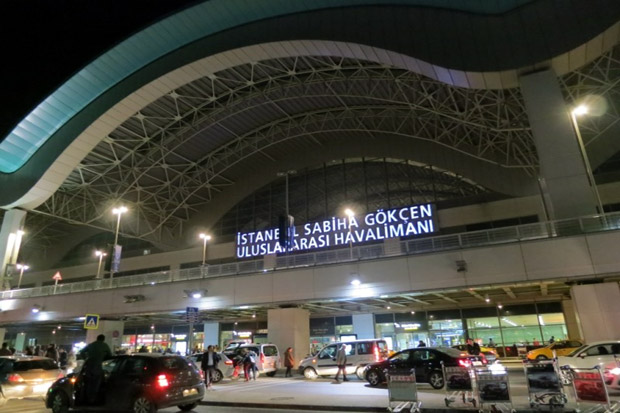 Dua Orang Terluka Akibat Ledakan di Bandara Istanbul