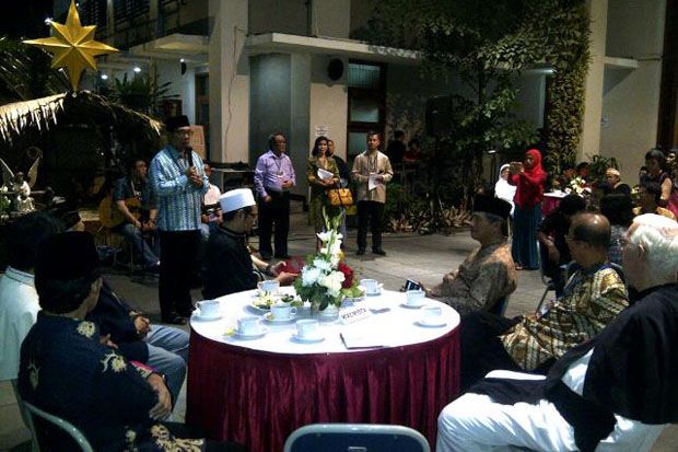 Bandung Macet, Ridwan Kamil Naik Sepeda ke Gereja