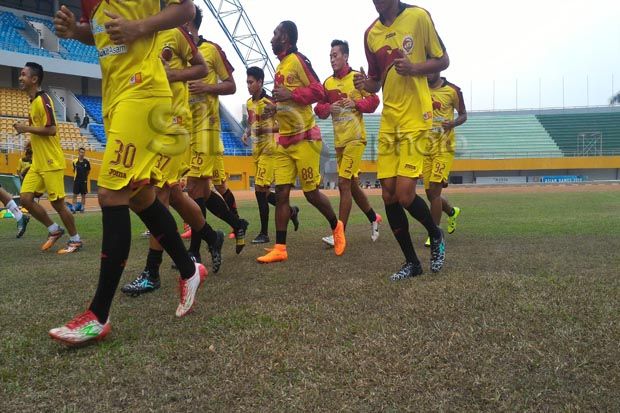 Sriwijaya FC Pangkas Separuh Kekuatan