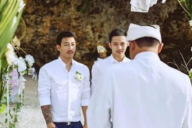 Lagi, Pernikahan Sejenis Hebohkan Bali