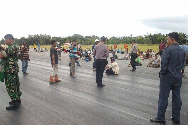 Bandara Sentani Diblokade, TNI/Polri Diterjunkan