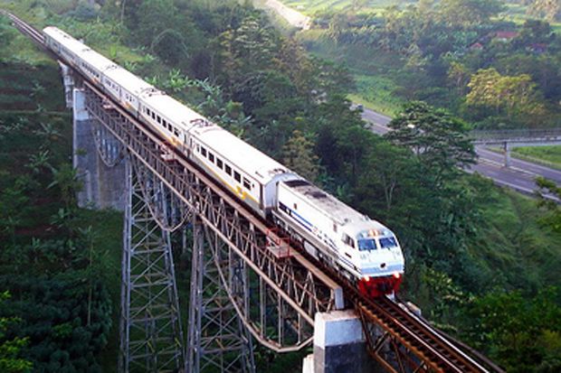 KAI Hitung Peningkatan Kecepatan Kereta Jakarta-Surabaya