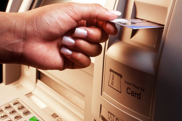 ATM Ber-Chip Bisa Tarik Tunai hingga Rp15 Juta/Hari