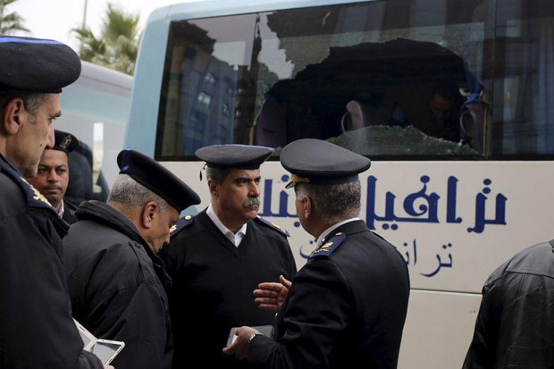 Kelompok Bersenjata Mesir Tembaki Bus Turis Israel