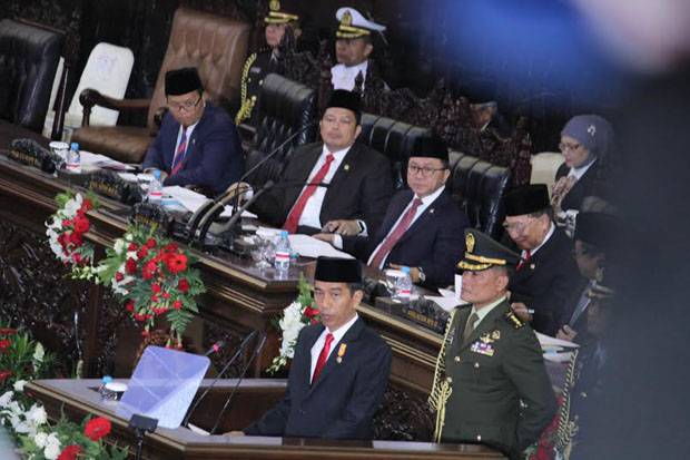 Megawati dan Surya Paloh Hadir di Acara Jokowi Lantik 13 Dubes