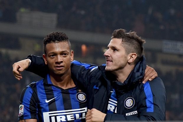 Jovetic dan Guarin Menuju Pintu Keluar Inter Milan