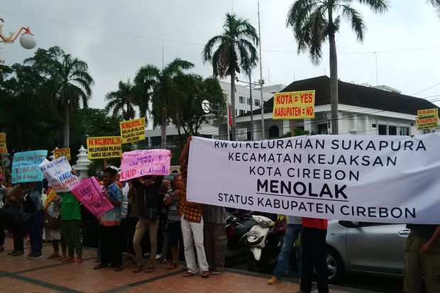 Mereka Menolak Jadi Warga Kabupaten Cirebon