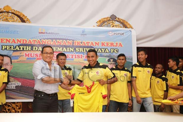 Firman Utina Cs Langsung Nyetel, Sriwijaya FC Pesta 9 Gol