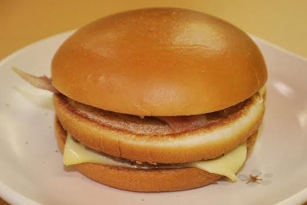 McDonalds Jepang Rilis Burger dengan Perpaduan Mashed Potato