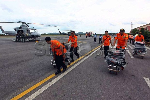 Helikopter Tergelincir dan Tabrak Perumahan di Paniai