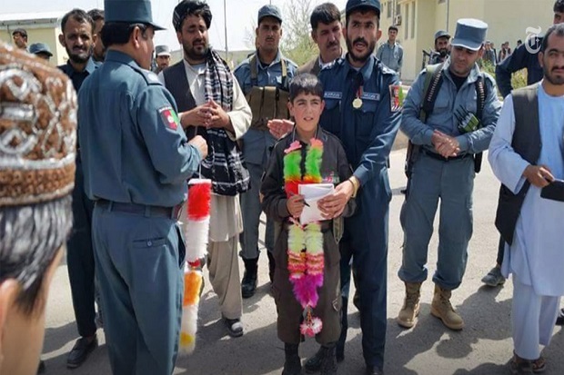 Berani Jadi Musuh, Pahlawan Cilik Afghanistan Ditembak Mati Taliban