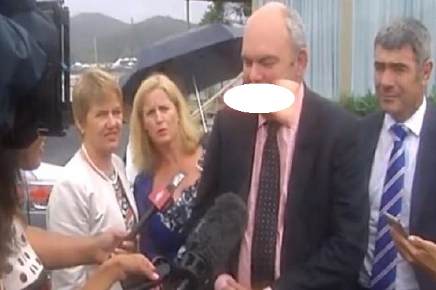 Menterinya Dilempar Mainan Seks di Wajah, PM Selandia Baru Marah