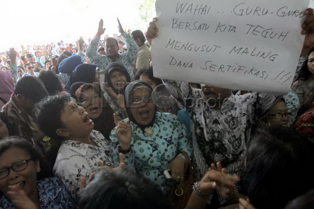 Guru Honorer Kecewa Tak Diladeni Jokowi