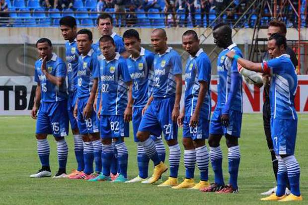 Diimbangi Bali United, Persib Wajib Menang vs Arema