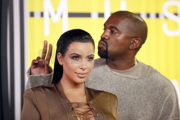 Kim Kardashian Segera Ceraikan Kanye West?