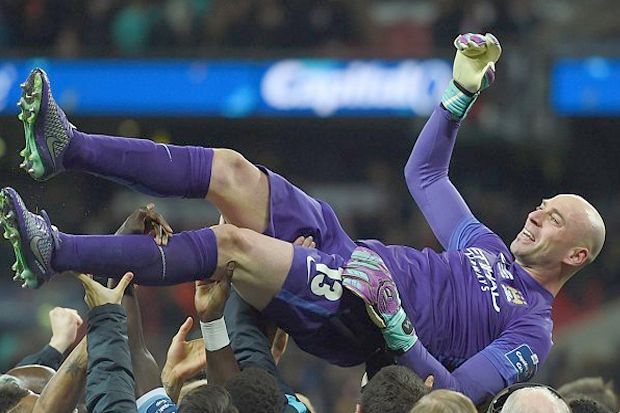 Willy Caballero, Sang Pahlawan Manchester City