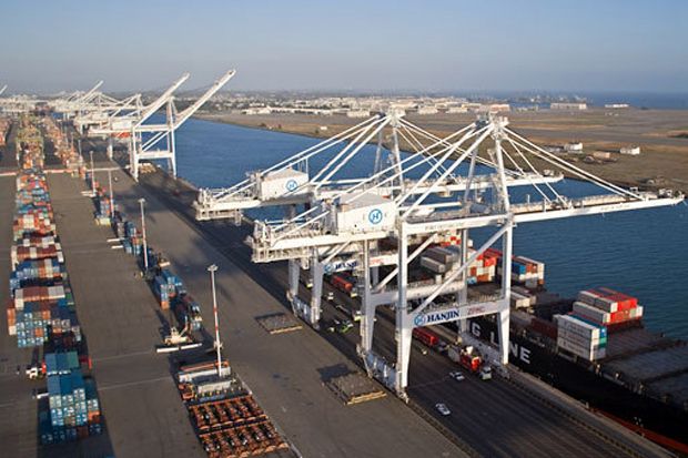 Investor Prancis Lirik Pelabuhan Tanjung Emas