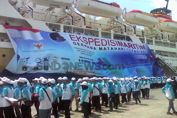 Menko Maritim Ajak Pelajar Ekspedisi GMT di Atas Kapal di Belitung