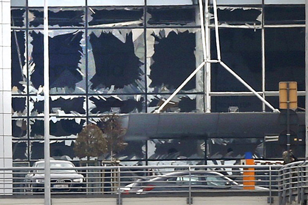Batalkan Penerbangan, Bandara Brussels Evakuasi Penumpang