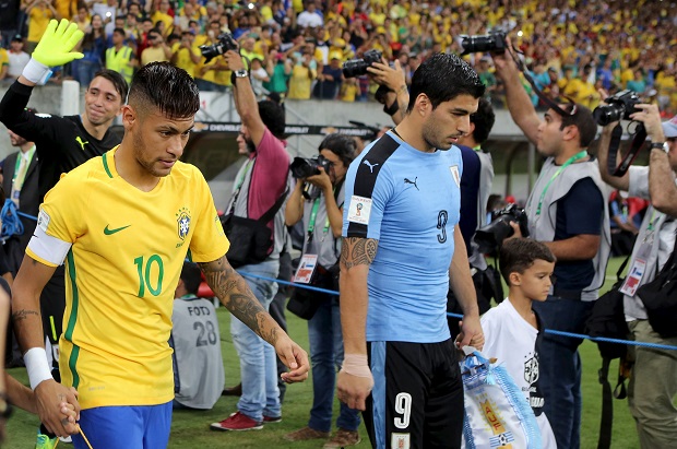 Gol Luis Suarez Bikin Timnas Brasil Gigit Jari