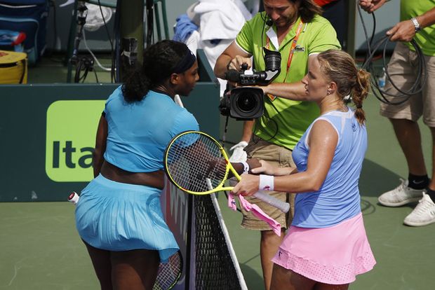 Petenis Non-unggulan Rusia Singkirkan Serena Williams di Babak Keempat