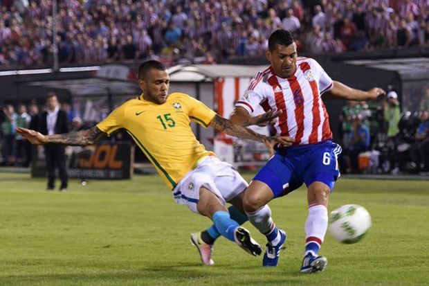Gol Telat Dani Alves Selamatkan Brasil di Markas Paraguay
