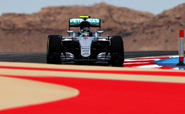 Nico Rosberg Kuasai Sesi Latihan Pertama, Rio Haryanto di Posisi Buncit