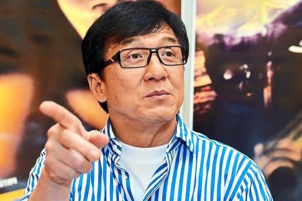 Gak Komentar Panama Paper, Jackie Chan Nyumbang Anak Sakit Langka
