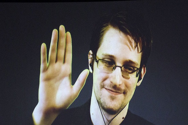 Mantan Direktur CIA dan NSA Berkhayal Membunuh Snowden