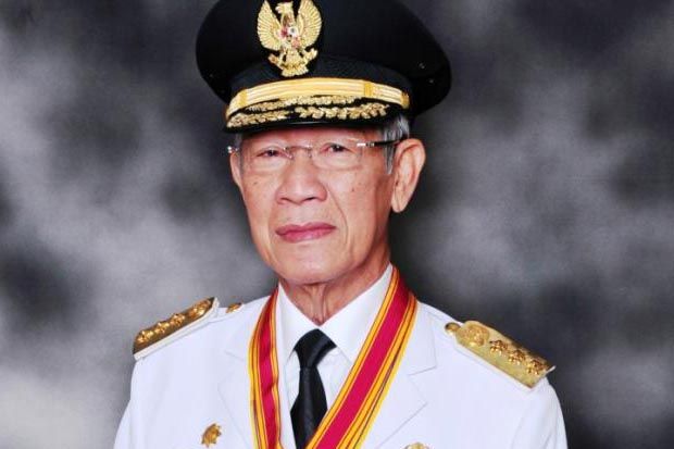 Gubernur Kepri Muhammad Sani Dikebumikan di Taman Makam Pahlawan