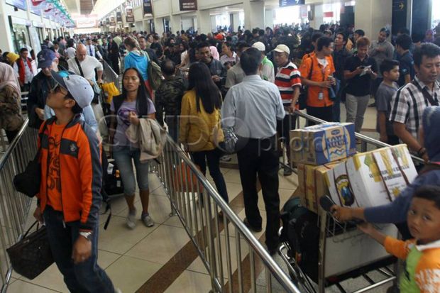 Bandara Abdulrachman Saleh Ditutup, Penumpang Dialihkan ke Surabaya