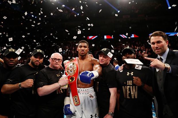 Cuma Lima Menit, Anthony Joshua Lucuti Gelar IBF Charles Martin