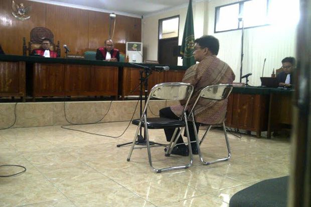 Suap Bank Banten, Ricky Tampinongkol Dituntut 3,6 Tahun Penjara