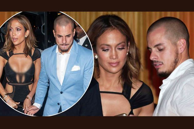 Jennifer Lopez Akui Dirinya Tak Bahagia, Ada Apa Sih Jlo?