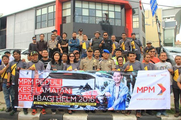 Kampanye Keselamatan, Forwot dan MPM Bagi-bagi Helm Gratis