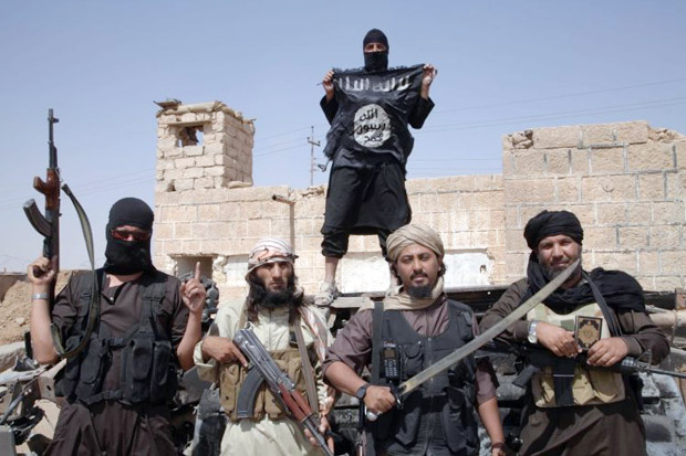 ISIS Hukum Mati 45 Anggotanya di Dalam Lemari Pendingin