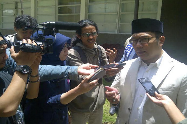 Ridwan Kamil Pecat Tiga Pejabat Pemkot Bandung