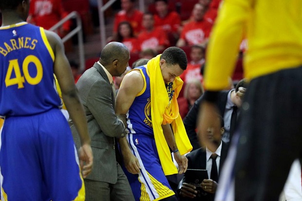 Kemenangan Warriors Diwarnai Cedera Stephen Curry