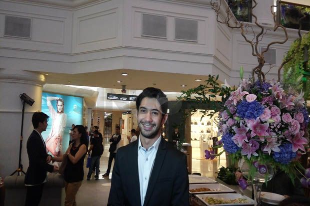 Reza Rahadian Senang Bisa Kembali Masuk Nominasi IMA Awards