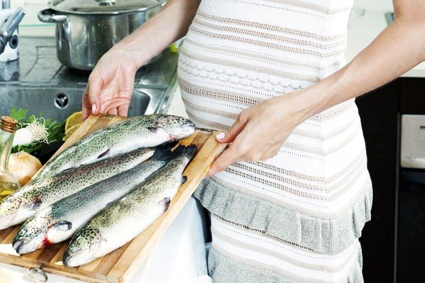 Wanita Hamil jangan Terlalu Banyak Makan Ikan, ini Alasannya