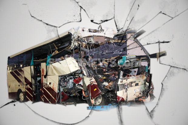 Bus Rombongan Pengantin Terguling dan Hantam Motor, 21 Terluka