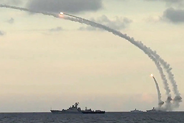 Rusia Sukses Tembakkan Rudal Kalibr dari Kapal Selam