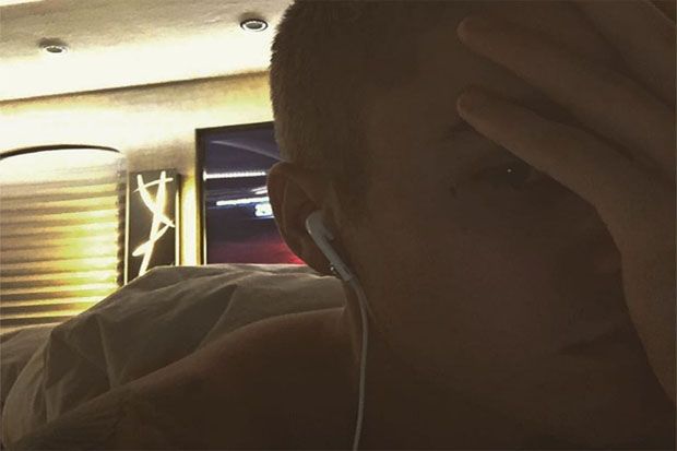 Sensasi Baru Justin Bieber: Bikin Tato Mungil di Mukanya