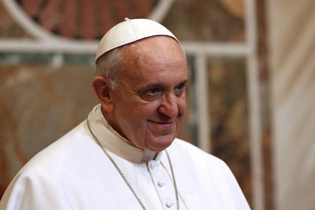 Paus Kutuk Pemerkosa dan Pelempar Gadis 6 Tahun di Italia