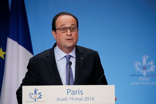 Presiden Prancis Pastikan EgyptAir Jatuh di Laut