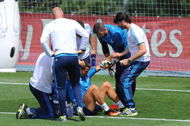 Cedera Saat Latihan, Ronaldo Berpotensi Absen Kontra Atletico