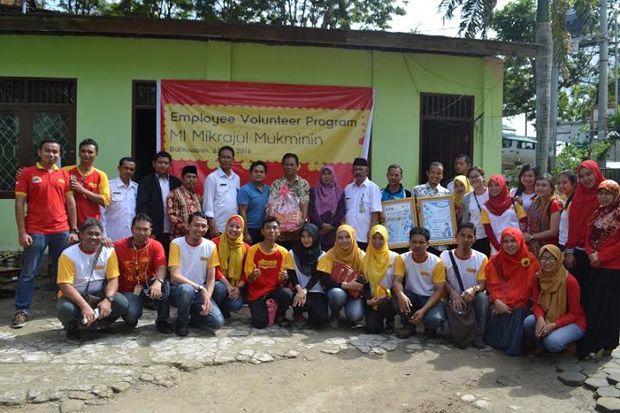 Lewat Employee Volunteer, Indosat-PKPU Bantu Perbaiki Sekolah