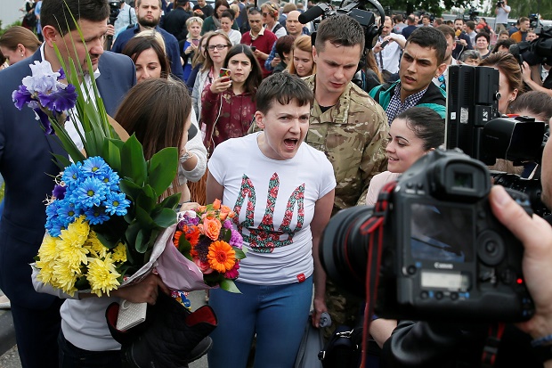 Pilot Perempuan Ukraina Serukan Warga Rusia Gulingkan Rezim Putin
