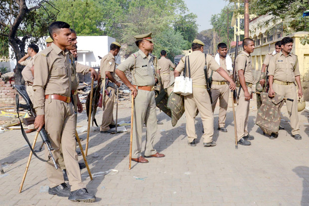 Polisi India Bentrok dengan Pengikut Sekte, 23 Tewas