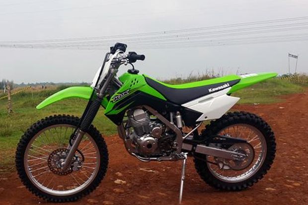 Kawasaki KLX Spesifikasi Off-Road Sudah Hadir di Indonesia